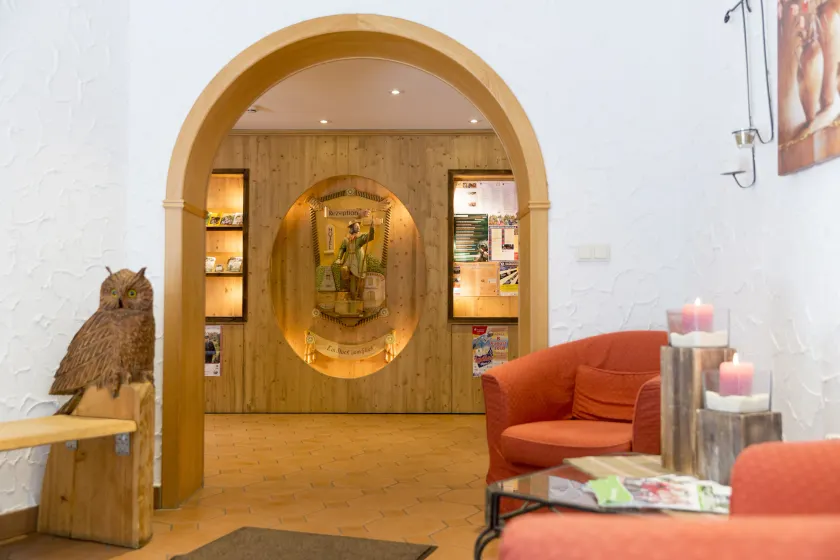 Hotel und Restaurant Köhlerhütte - Fürstenbrunn - Interior entrance