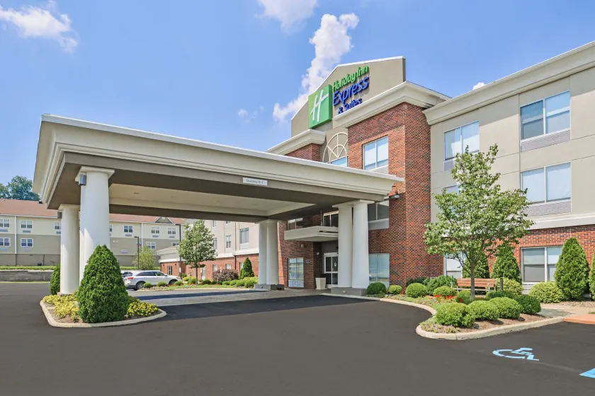 Holiday Inn Express & Suites Parkersburg-Mineral Wells by IHG - Image 1