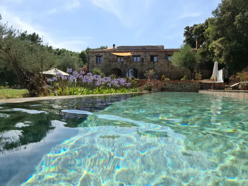 LE MAS DES COLOMBES Chambres d'hôtes B&B & SPA - Image 1