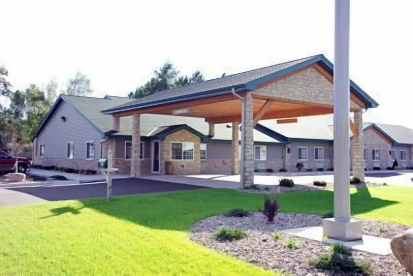 Crivitz Lodge - Image 1