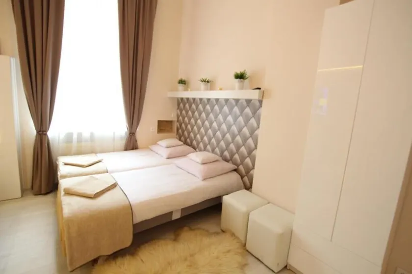 Rainbow Apartments 2 - Image 1