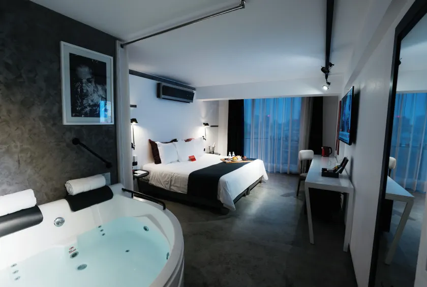 BTH Hotel – Boutique Concept - Image 1