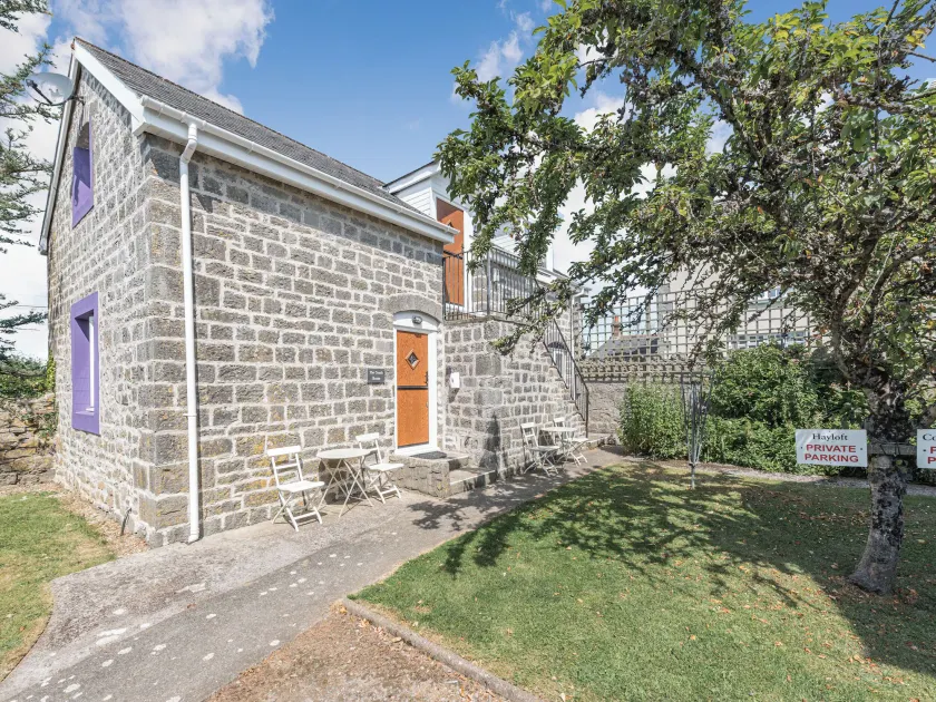 The Coach House - Image 1
