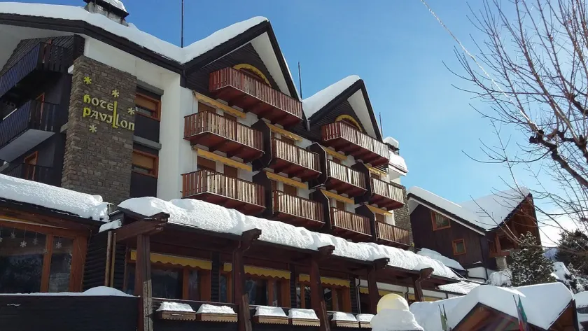 Hotel Pavillon - Image 1