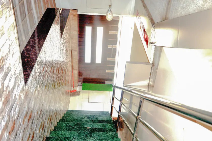 Hotel Sarovar Grand - Image 1