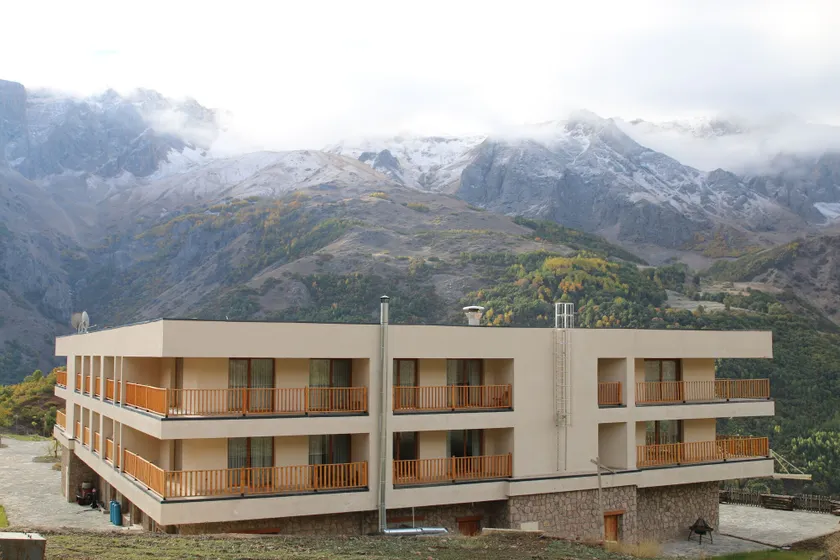 Askireg Hotel - Image 1