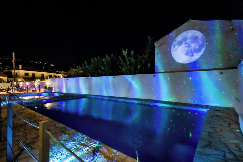 Amalia Hotel - Image 1