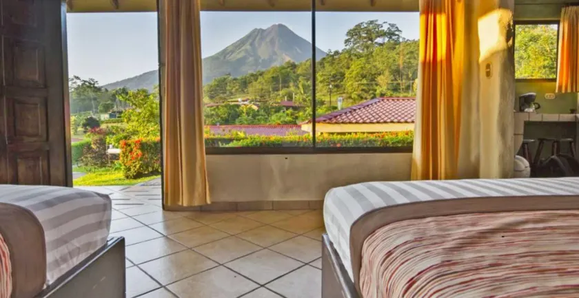 Arenal Volcano Inn - Image 1