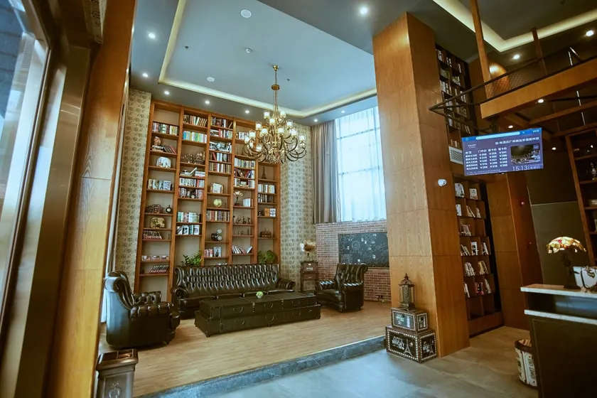 James Joyce Coffetel Qifu Xincun Branch - Image 1