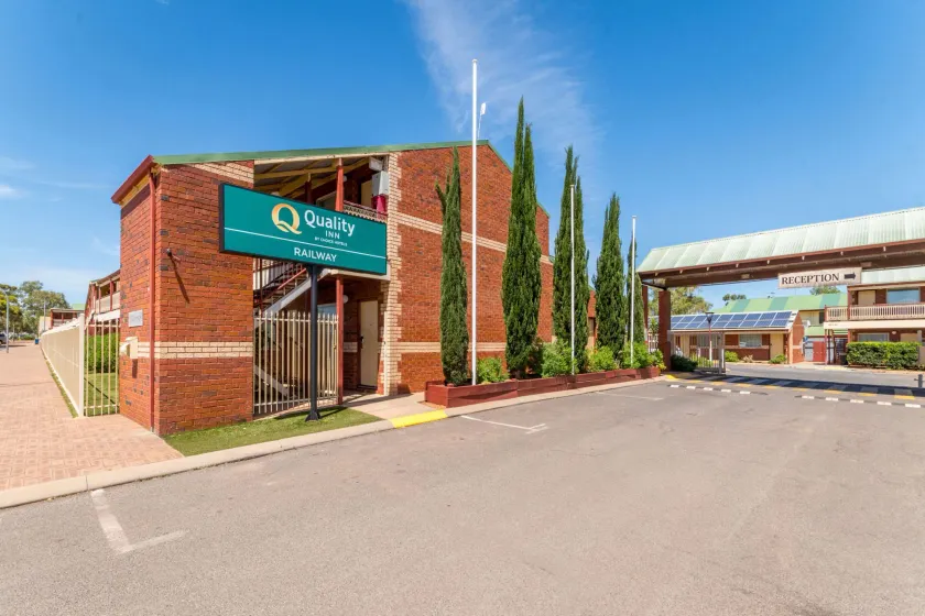 Quality Inn Railway Motel - Image 1