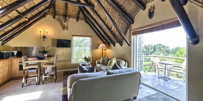 Ikhaya Safari Lodge - Image 1