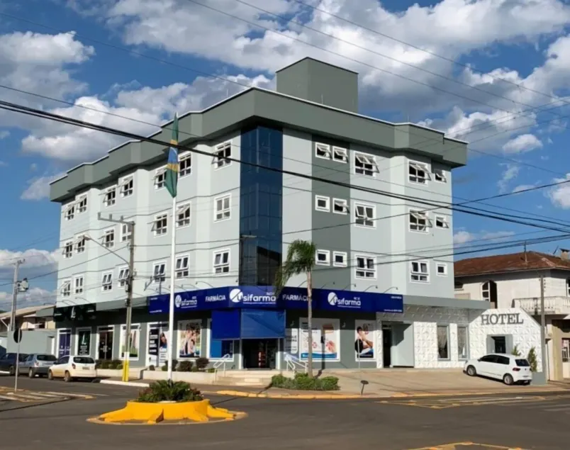 Meraki Hotel - Image 1