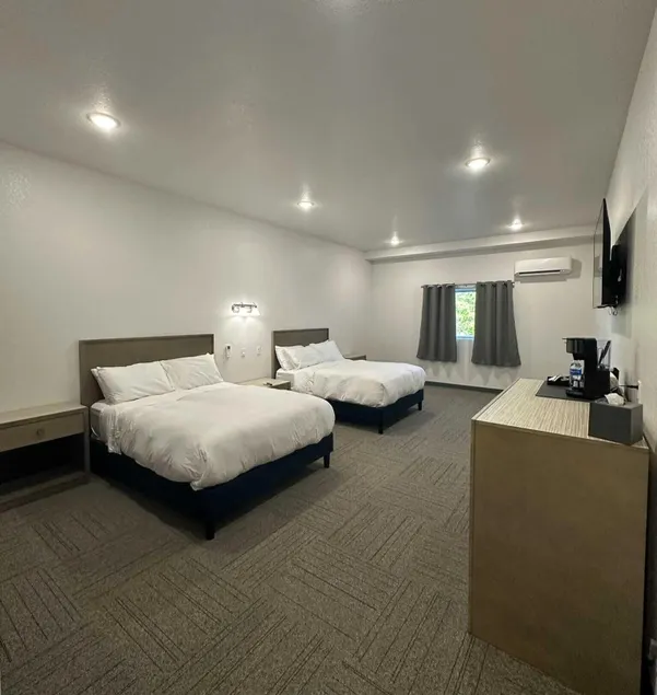 Bunkhouse Lodge - Image 1