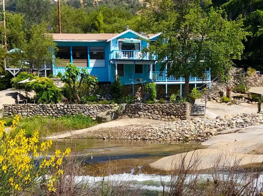 Rio Sierra Riverhouse - Image 1