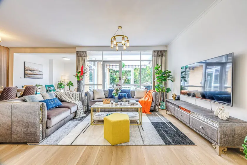 StayAU Pet-Friendly 4BR Retreat in Balwyn North - Image 1