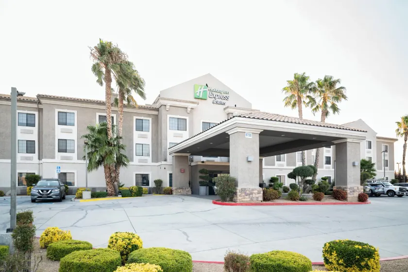 Holiday Inn Express Hotel & Suites Hesperia by IHG - Image 1