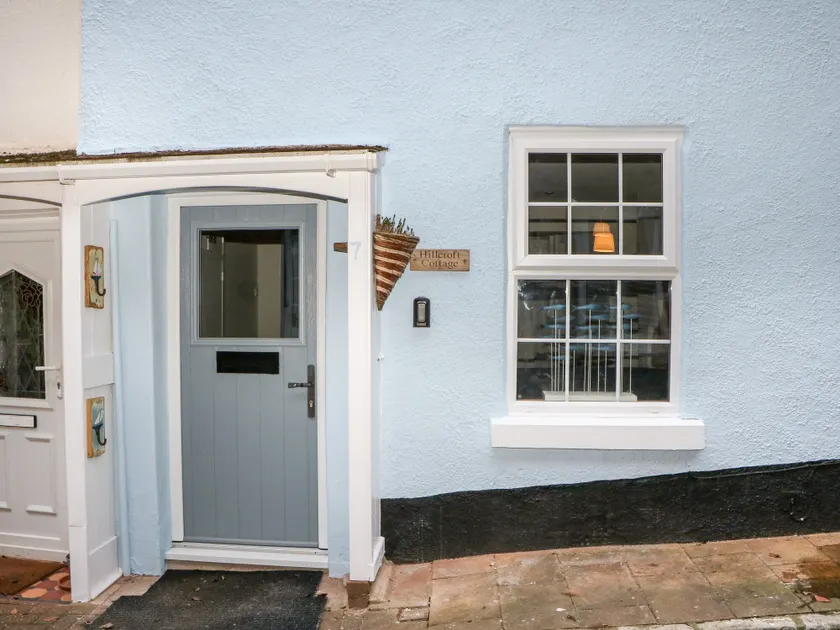 Hillcroft Cottage - Image 1