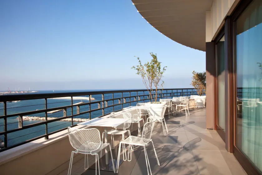 JR Hotels Bari Grande Albergo delle Nazioni - Image 1