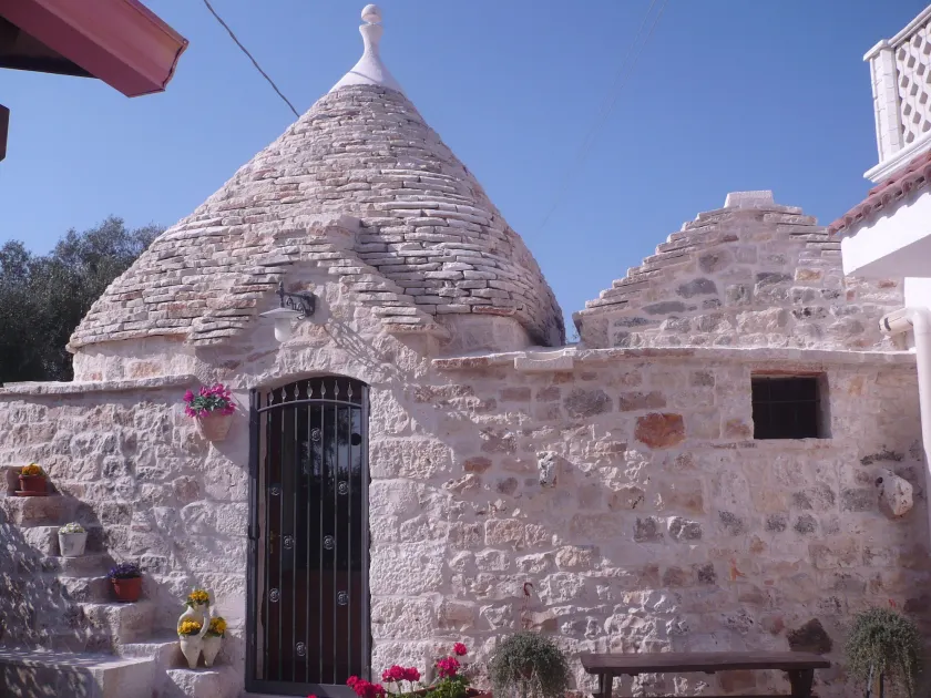 L'Isola Felice e Trulli Sotto Le Stelle - Image 1