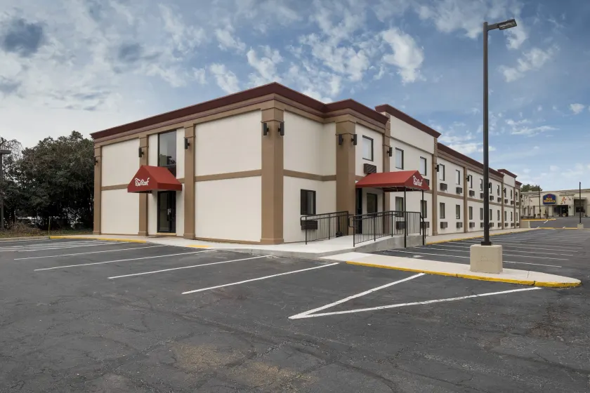 Red Roof Inn Annapolis - Image 1