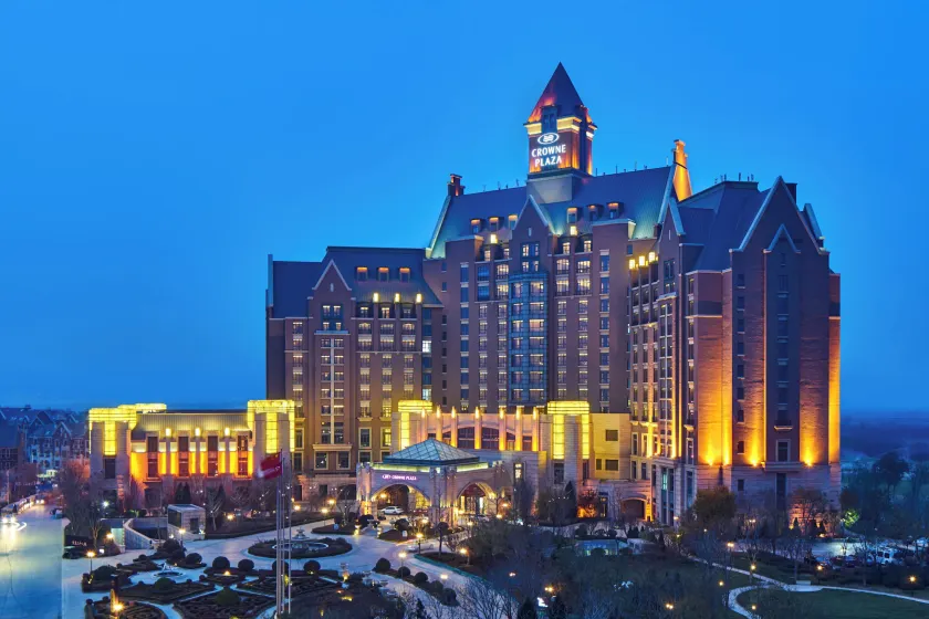 Crowne Plaza Tianjin Jinnan by IHG - Image 1