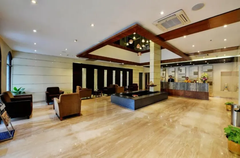 Hotel Ramanashree Richmond - Saguão