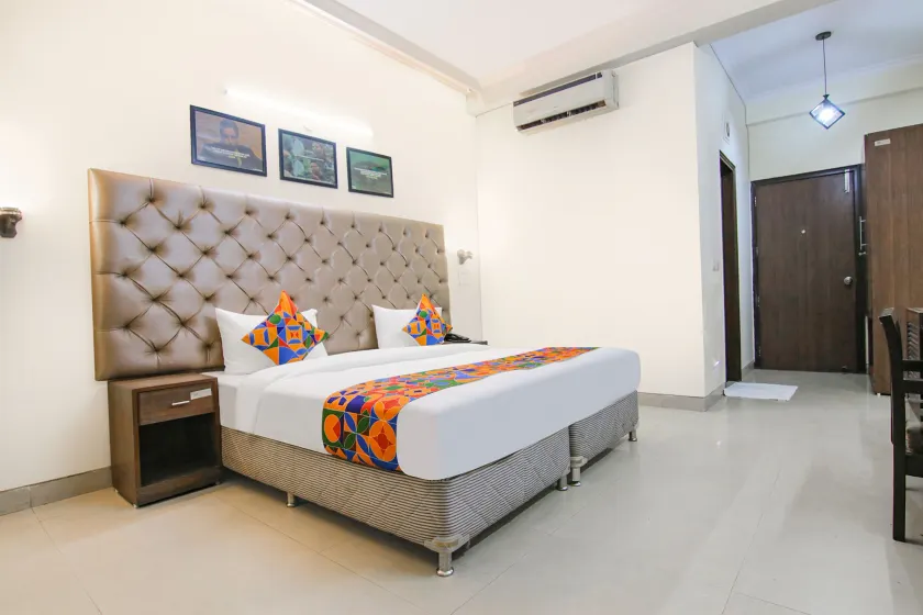 Fabhotel Rivlet Inn - Image 1