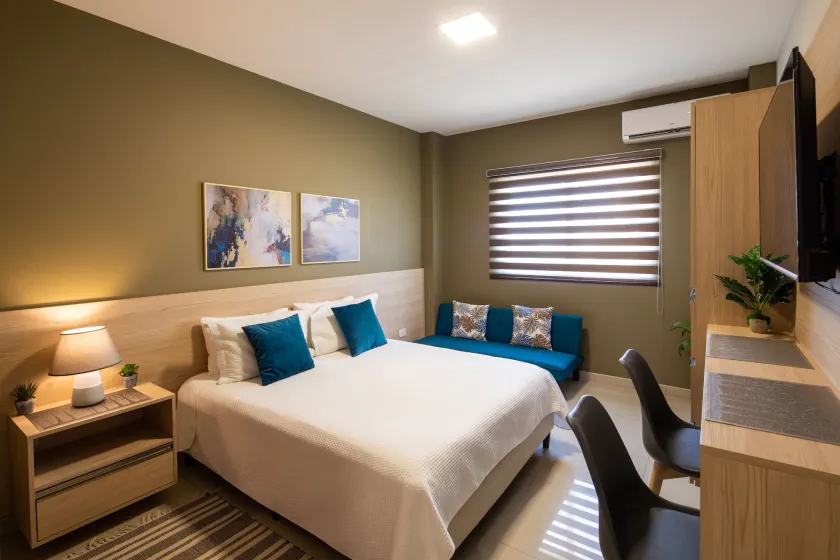 Equipetrol Suites Apart Hotel - Image 1
