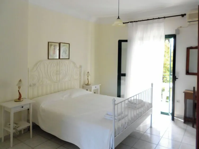 TARA BEACH HOTEL - Zimmer