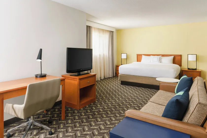 Residence Inn by Marriott Hartford Windsor - Image 1