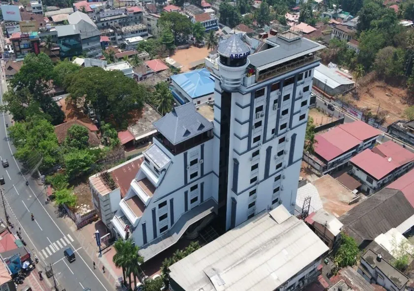 Hotel Arcadia - Image 1