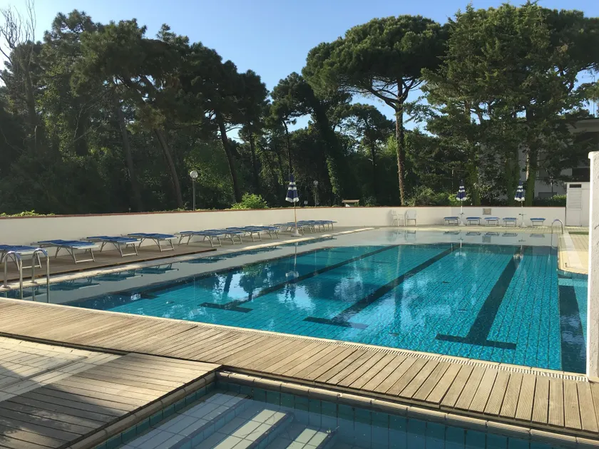 Hotel Deanna Golf - Image 1