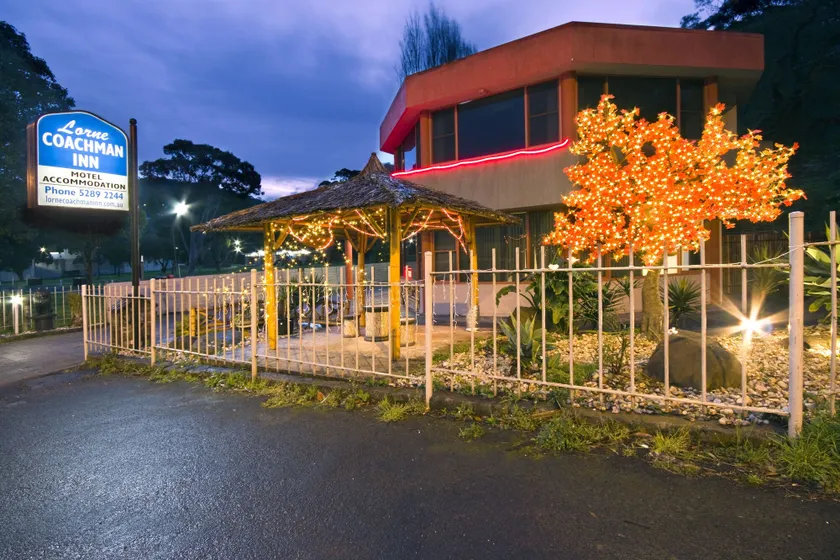 Lorne Coachman Inn - Image 1