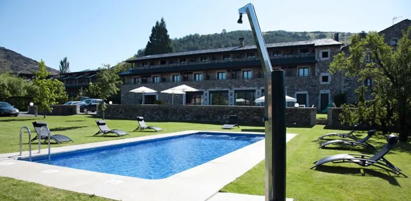 Hotel Bernat de So - Image 1