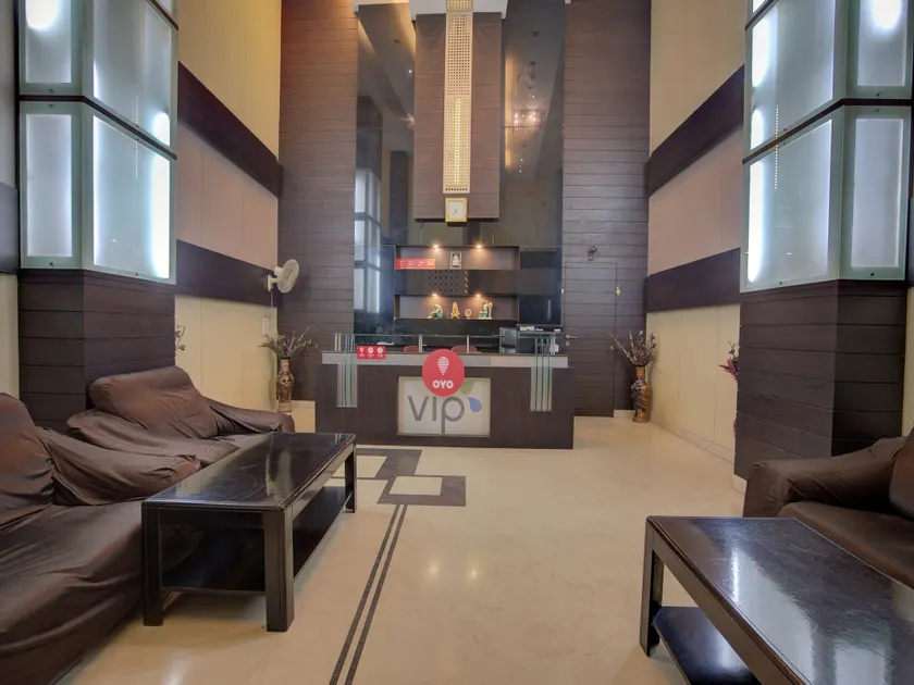 OYO 26196 Hotel Vip Regency - Image 1