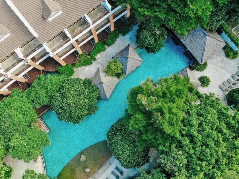 Woodlands Hotel and Resort Pattaya - Image 1