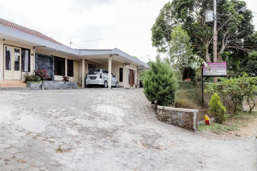Penginapan Sedyo Rahayu - Image 1