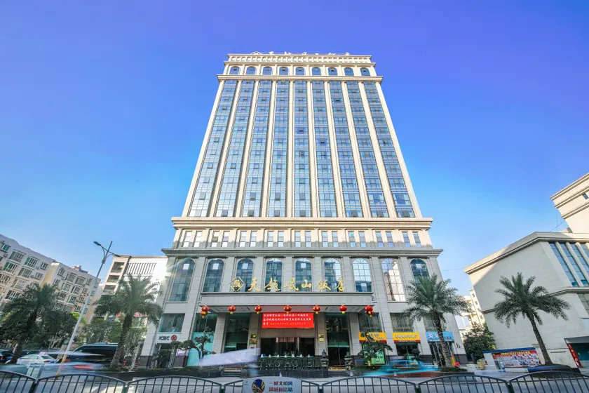 Tianyue Minshan Hotel - Image 1