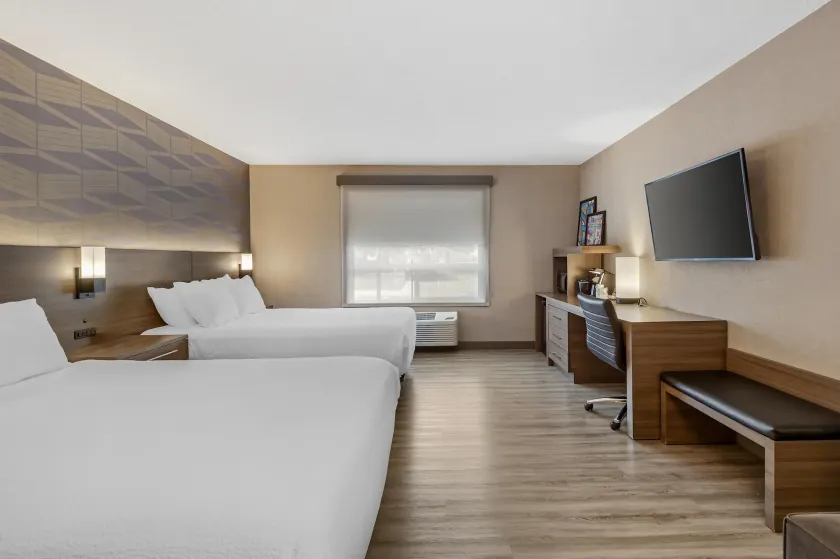 Best Western Plus West Edmonton - Image 1