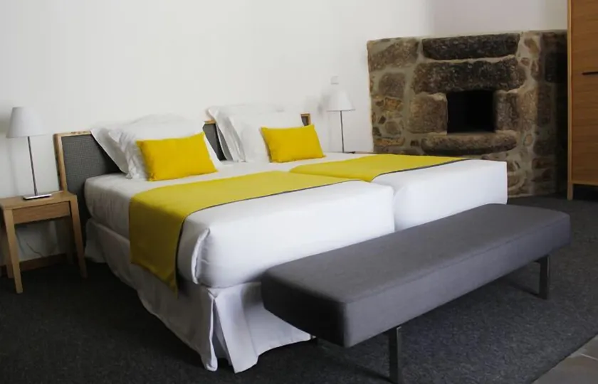 Lousada Country Hotel - Image 1
