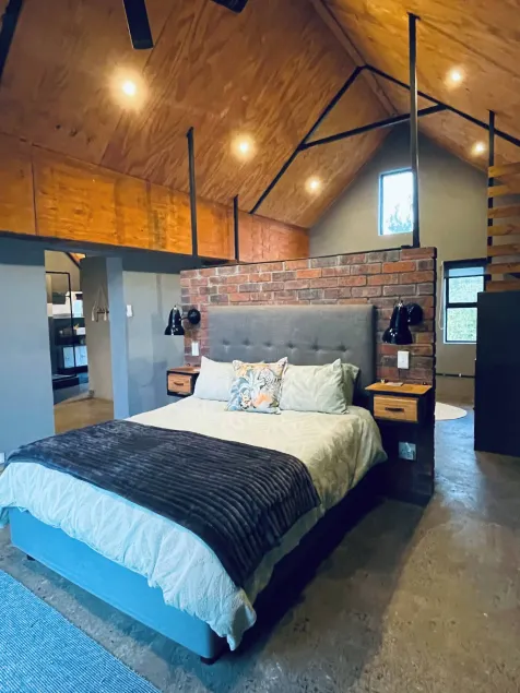 Charming Pet-friendly Apartment in Cape Winelands - Image 1