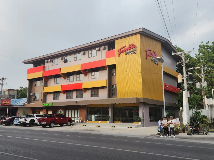 TRAVELITE EXPRESS HOTEL LA UNION - Image 1