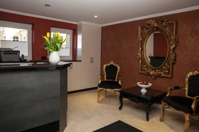 Haus Hotel & Pension Villa Laluna - Image 1
