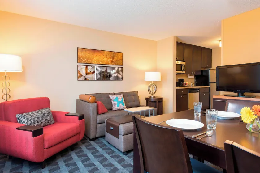 TownePlace Suites by Marriott Kalamazoo - Image 1