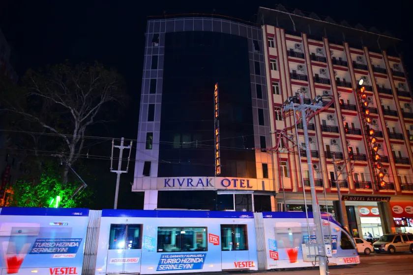 Kivrak Hotel - Image 1