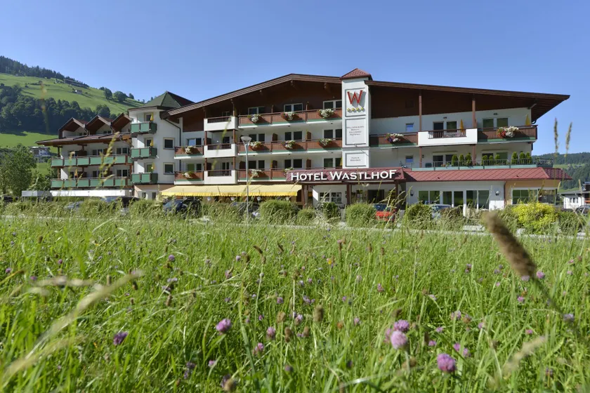 Hotel Der Wastlhof - Reiten, Wellness & Aktivurlaub in den Bergen - Image 1