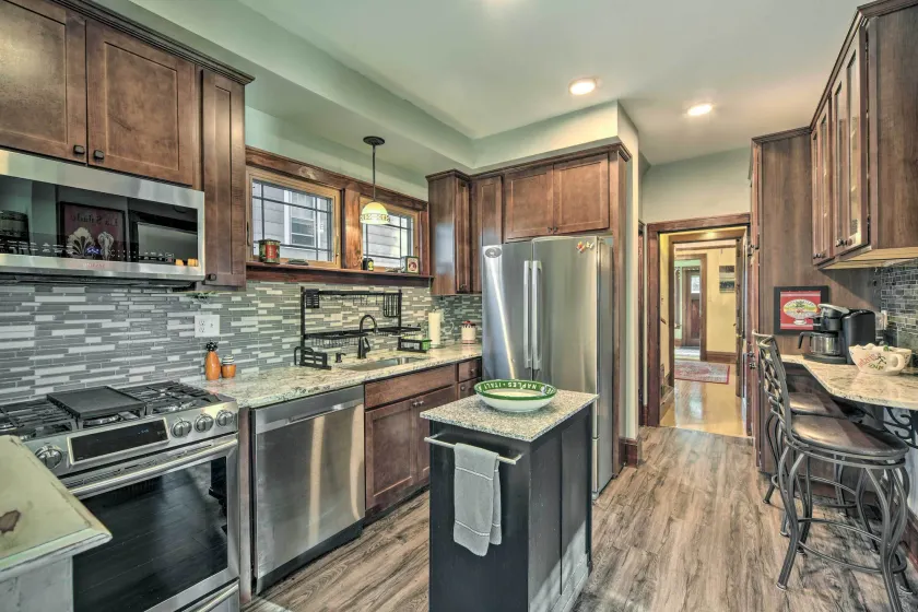 Elegant Superior Getaway < 2 Mi to Downtown! - Interiør