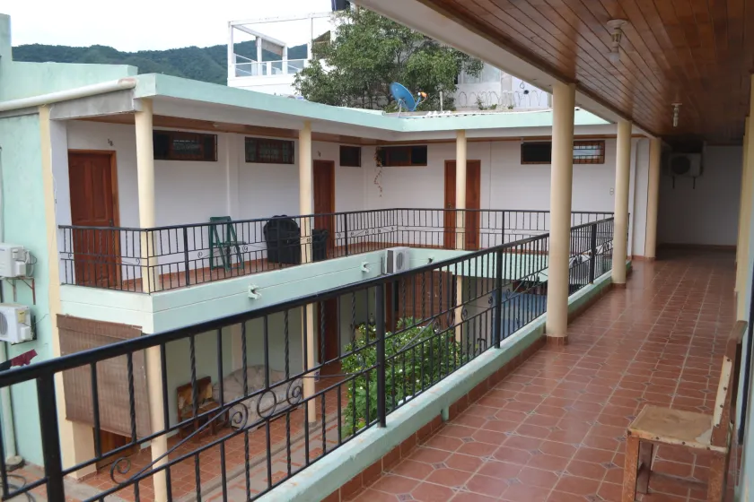 Hostal Dumbira - Image 1
