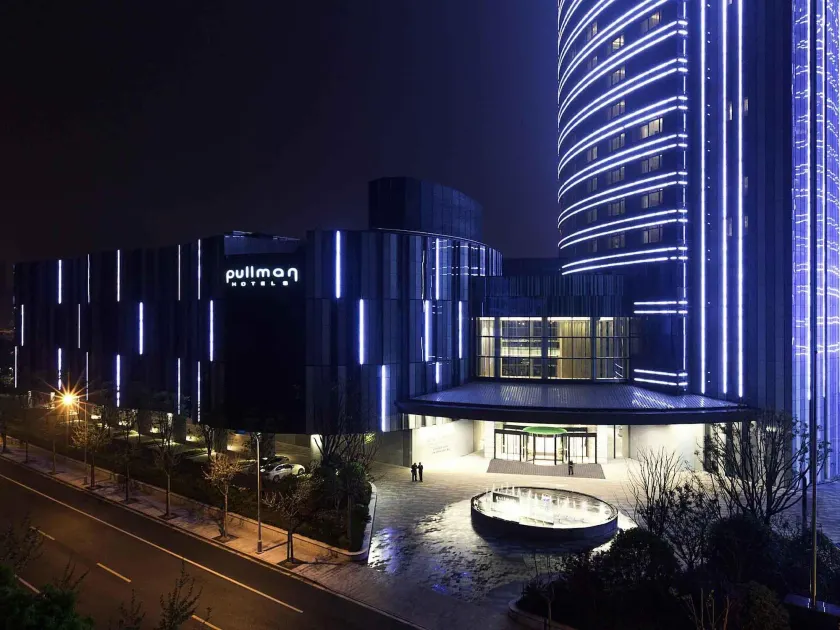 Pullman Shanghai Xuhui - Image 1