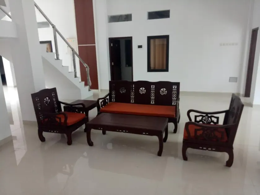 RedDoorz near Jawa Timur Park 3 - Lobby